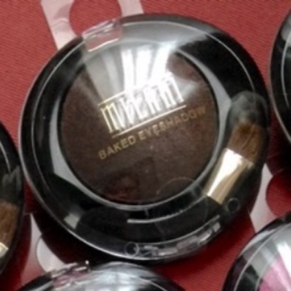 Milani Runway Eyes Baked Eyeshadow #607 Rich Java